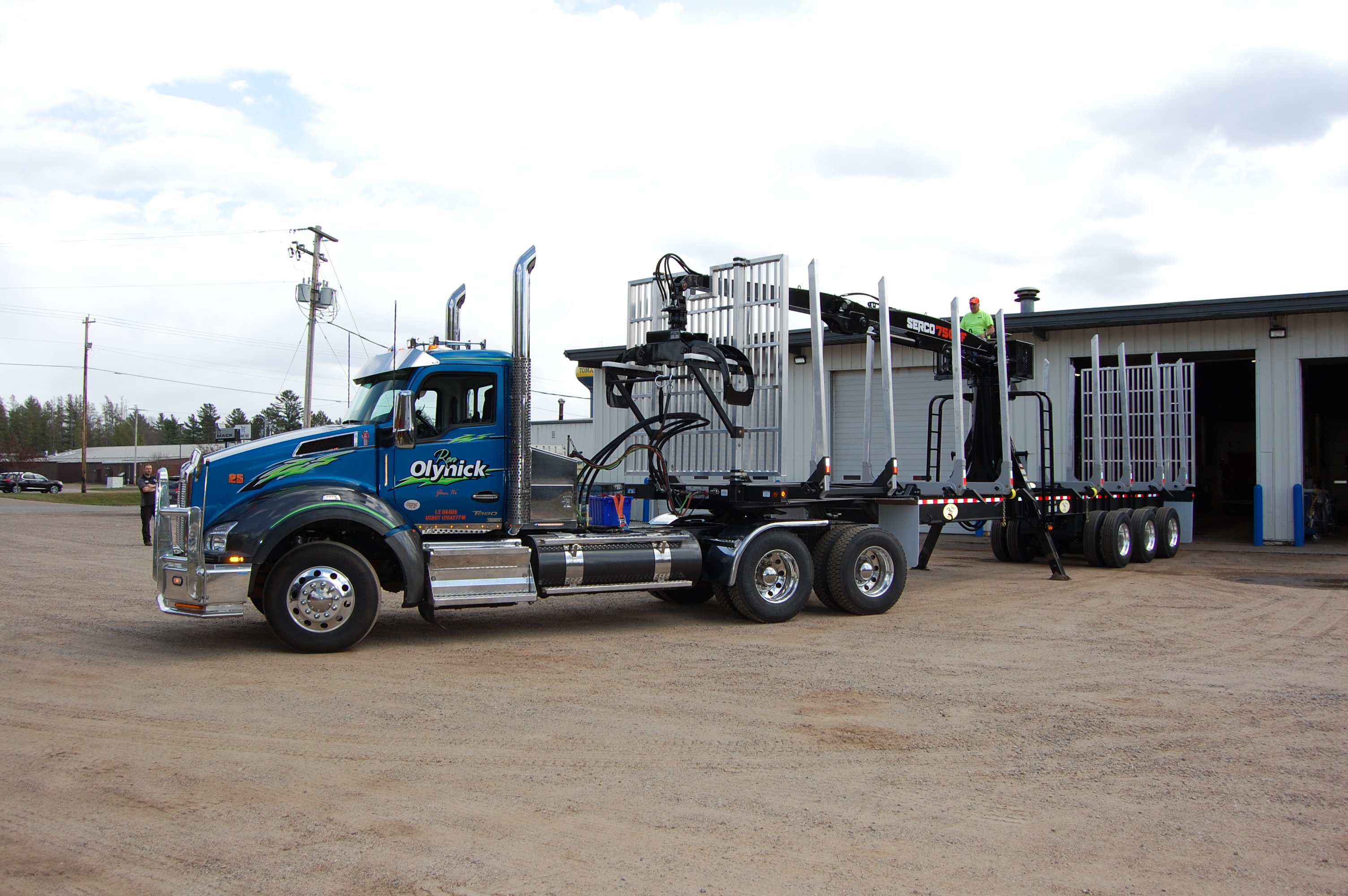Serco 7500F on Great Lakes Log Trailer 3