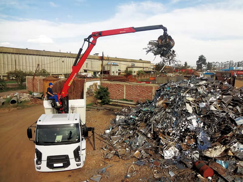 M100L L CRANE